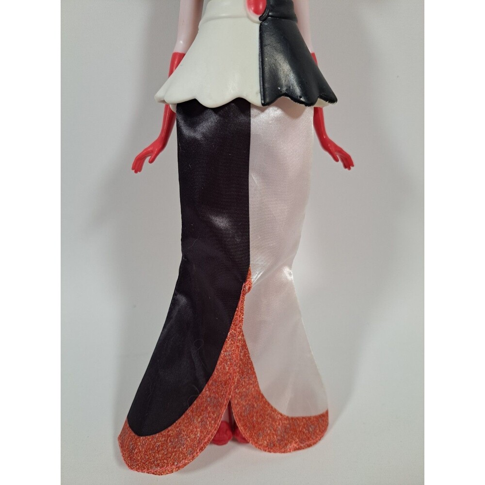 Disney Villains Cruella De Vil 11" Fashion Doll 101 Dalmatians Hasbro Red Shoes - Picture 4 of 7